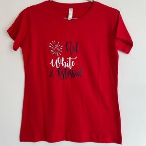 Patriotic women’s T-shirt!🇺🇸♥️